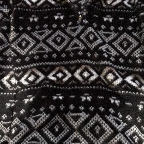 Eddie Bauer top - Picture 3 of 5